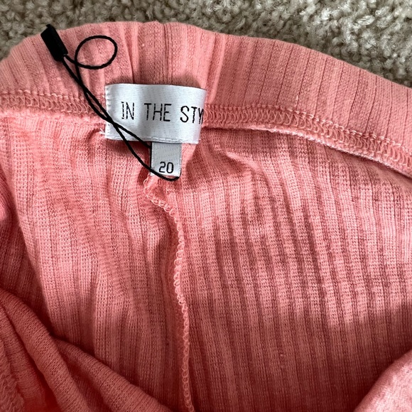 Ribbed Flare Pants in blush - Picture 4 of 4